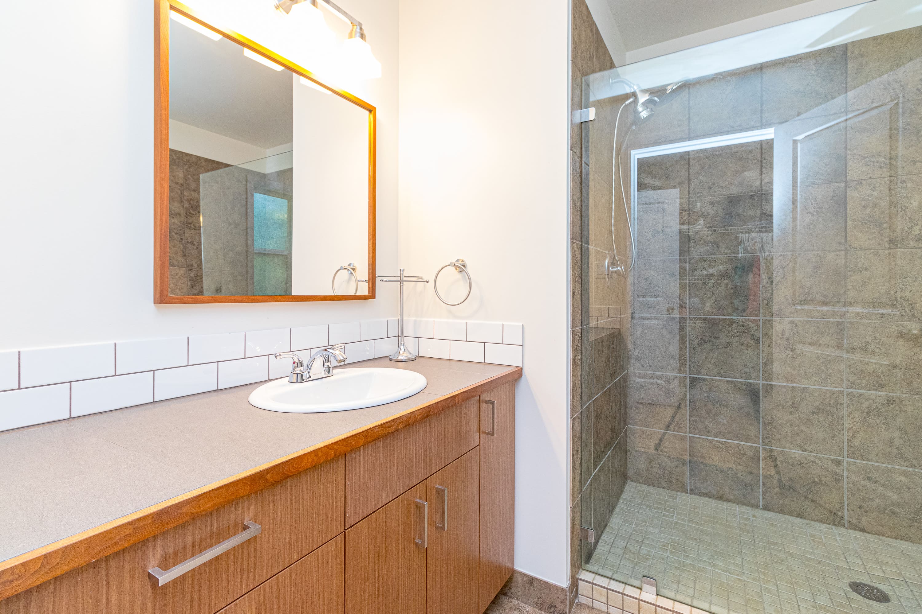 2550 Seaview Road, Mill Bay, British Columbia  V8H 1C8 - Photo 25 - 1043338
